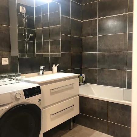 Luxurious Flat With Balcony 6 Persons Saint Lazare Apartamento Paris